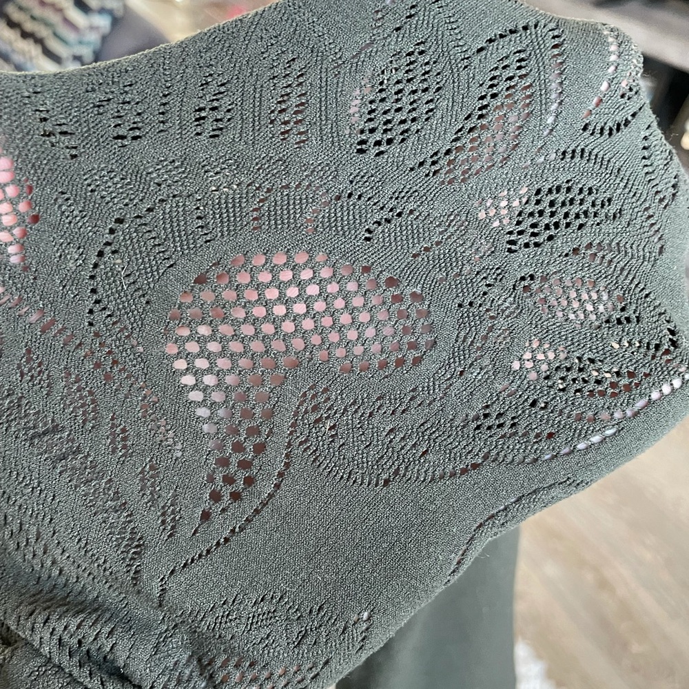 Lululemon reveal leggings